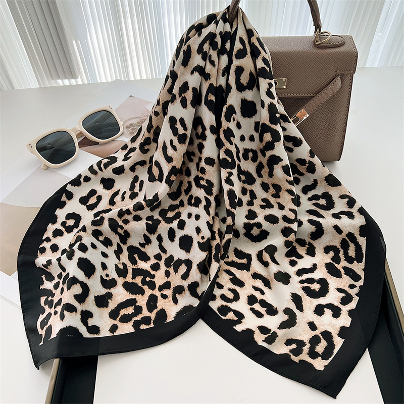 70cm 스퀘어 럭셔리 레오파드 프린트 실크 스카프 숙 - Head Wrap Turban 리뷰 및 가격