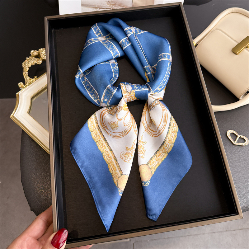 블루 클래식 체인 프린트 스퀘어 실크 스카프 여성 캐주 - Ascot Neck Scarf 리뷰 및 가격