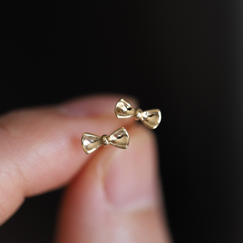 925 스털링 실버 14K 골드 도금 리본 스터드 귀걸 - Tie Clip Silver 리뷰 및 가격